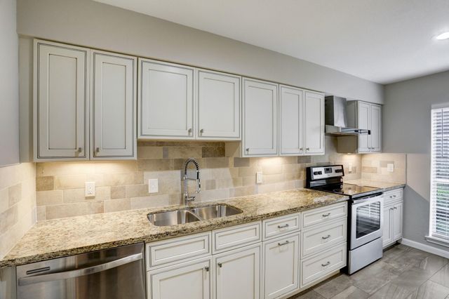 6403 Burgoyne Road 7, Houston, TX 77057