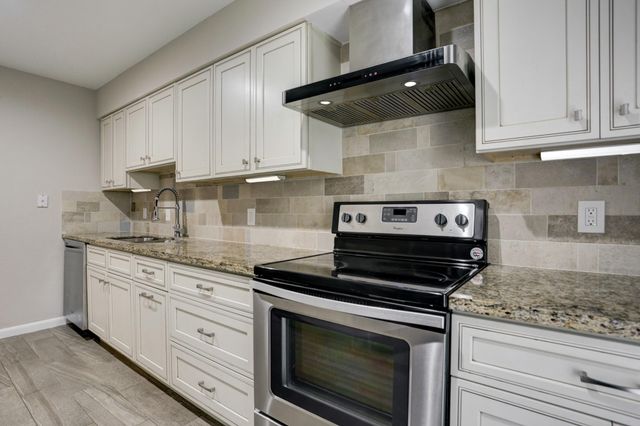 6403 Burgoyne Road 7, Houston, TX 77057
