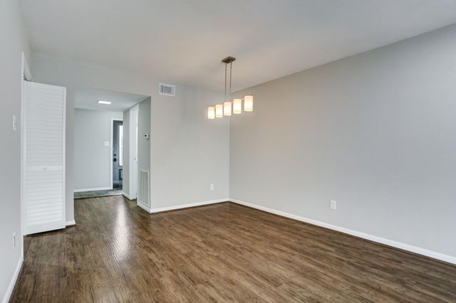 6403 Burgoyne Road 7, Houston, TX 77057