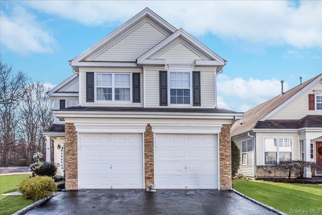 12 Jennifer Lane, Middle Island, NY 11953