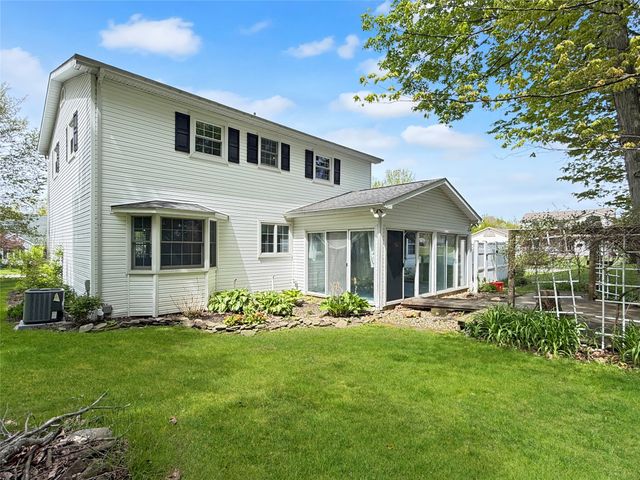 5203 W 50TH Street, Erie, PA 16506