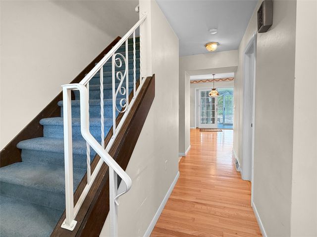 5203 W 50TH Street, Erie, PA 16506