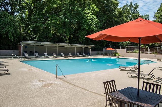 3099 Colonial Way UNIT M, Atlanta, GA 30341