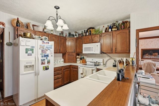 34603 Bramble Lane, Solon, OH 44139