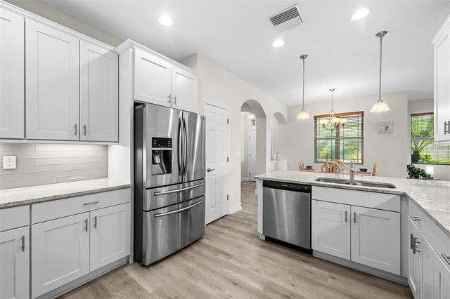 718 CHIPPER DRIVE, Sun City Center, FL 33573