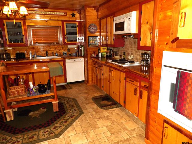 7538 N FM 2022, Grapeland, TX 75844