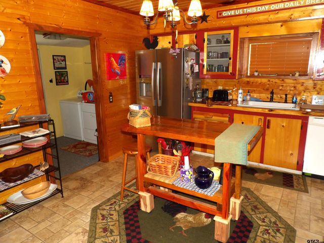 7538 N FM 2022, Grapeland, TX 75844