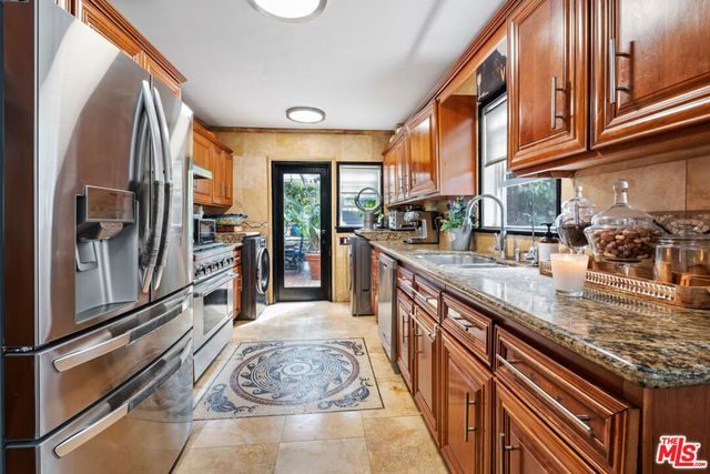 2558 Torrance Boulevard, Torrance, CA 90503