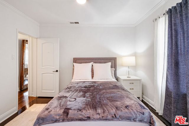 2558 Torrance Boulevard, Torrance, CA 90503