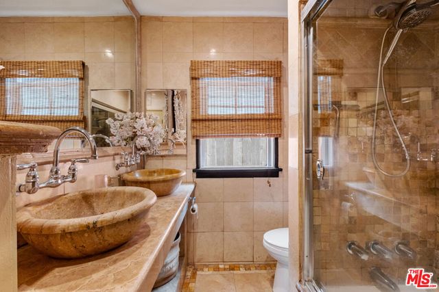 2558 Torrance Boulevard, Torrance, CA 90503