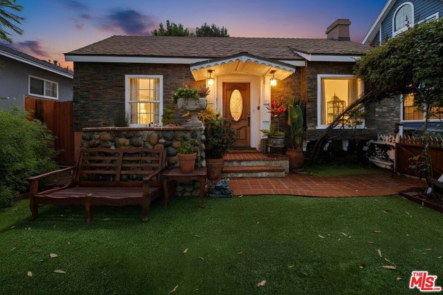 2558 Torrance Boulevard, Torrance, CA 90503