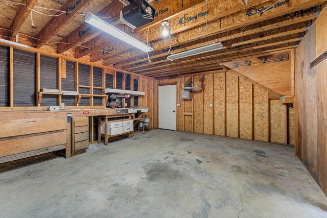 518 Riverbanks Road, Grants Pass, OR 97527