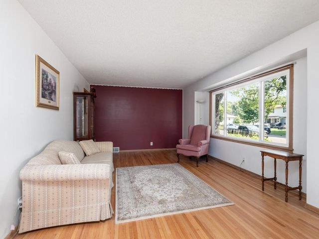 6708 Sheridan Avenue S, Richfield, MN 55423