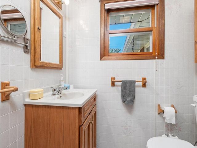 6708 Sheridan Avenue S, Richfield, MN 55423