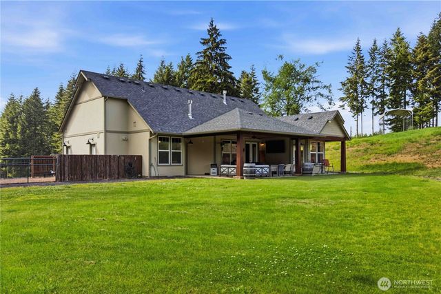 30 Forest Heights, Cathlamet, WA 98612
