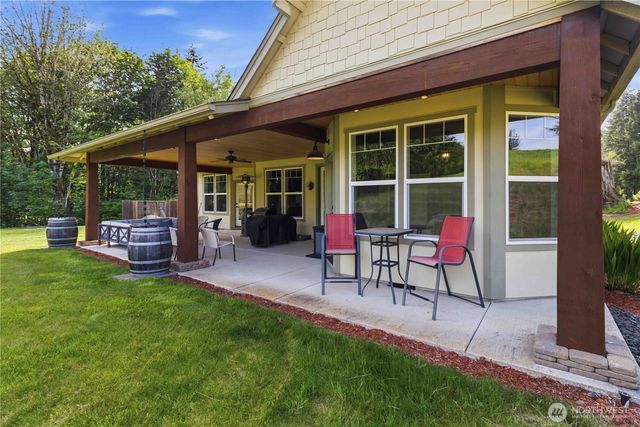 30 Forest Heights, Cathlamet, WA 98612