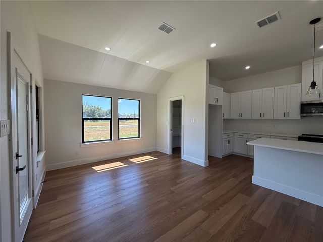 1033 Salvation Drive, Weatherford, TX 76088