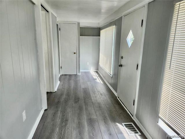 15369 Leona Drive, Redford, MI 48239