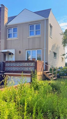 5750 82nd Street, Middle Village, NY 11379