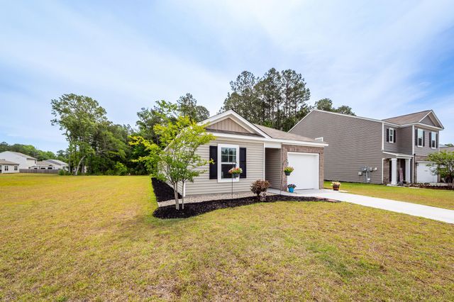 506 Shady Maple Street, Moncks Corner, SC 29461