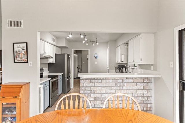 929 Saint Gregory St, Corpus Christi, TX 78418