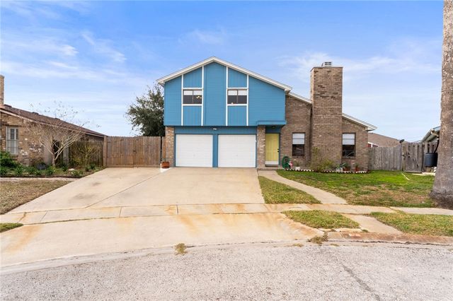 929 Saint Gregory St, Corpus Christi, TX 78418