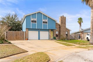 929 Saint Gregory St, Corpus Christi, TX 78418
