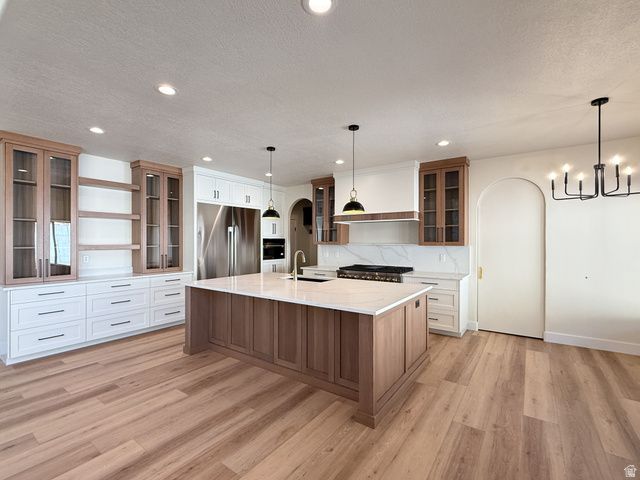 770 E MOUNTAIN RD, North Ogden, UT 84414