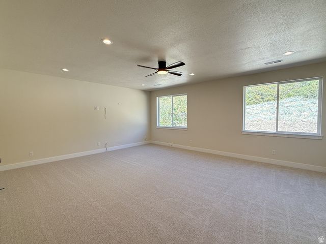770 E MOUNTAIN RD, North Ogden, UT 84414