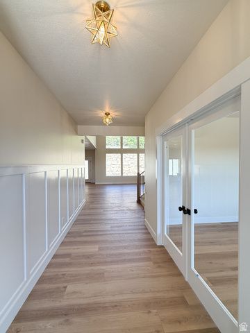 770 E MOUNTAIN RD, North Ogden, UT 84414