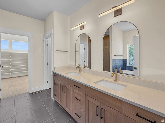 770 E MOUNTAIN RD, North Ogden, UT 84414