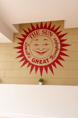 17 Kearney Sq 205, Lowell, MA 01852