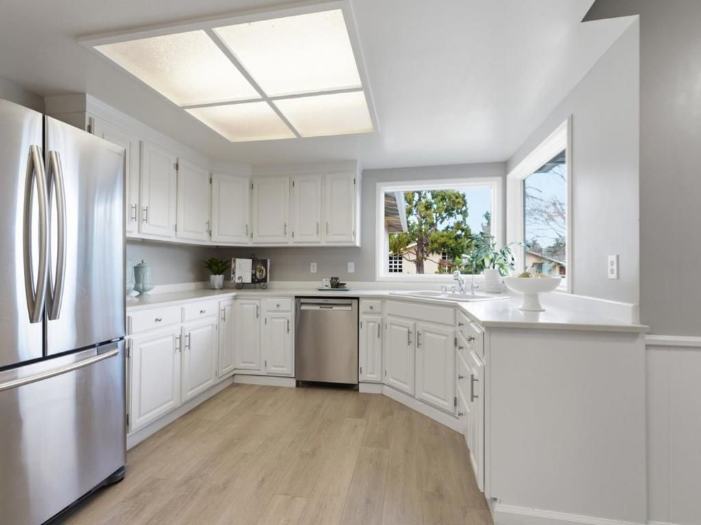 Image 14 of property listing at 1326 Don Kirk Street, Los Altos, CA 94024