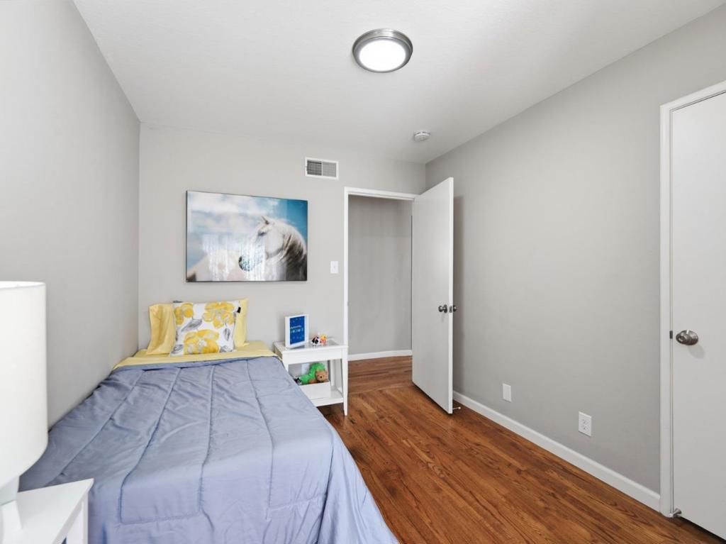 Image 22 of property listing at 1326 Don Kirk Street, Los Altos, CA 94024