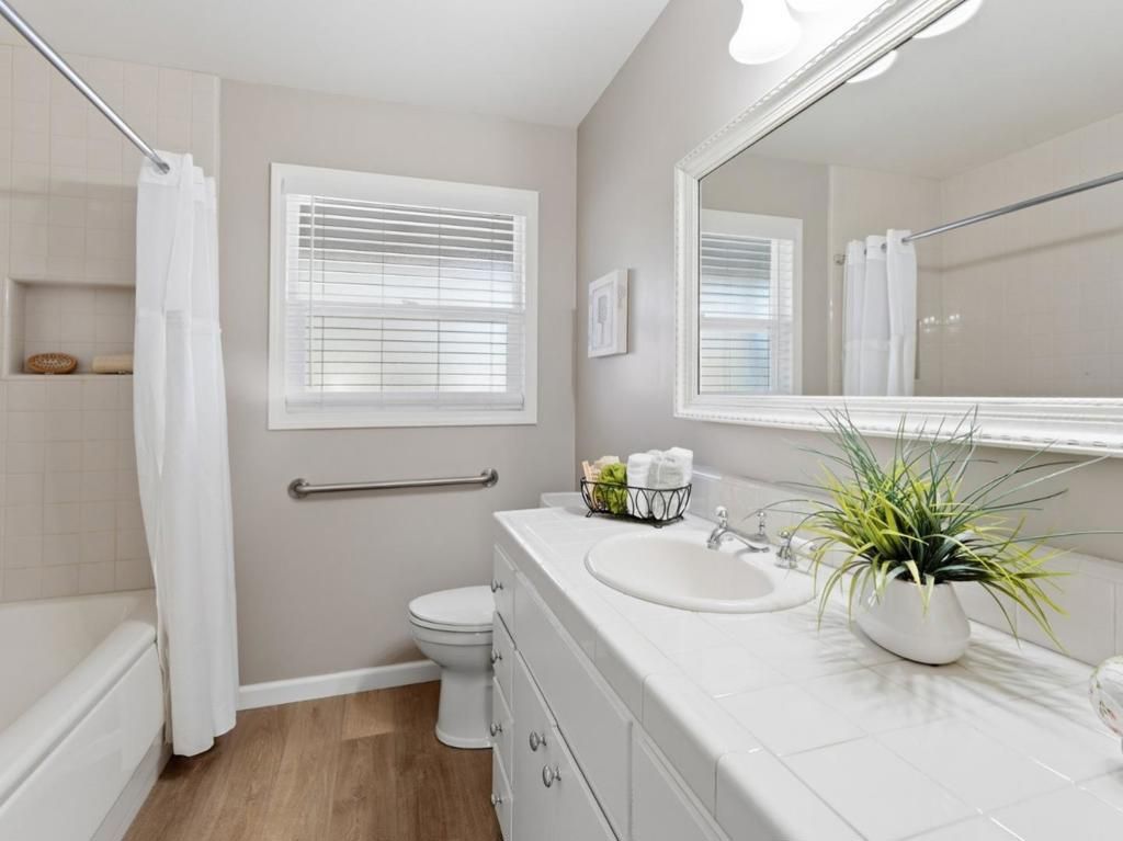 Image 25 of property listing at 1326 Don Kirk Street, Los Altos, CA 94024