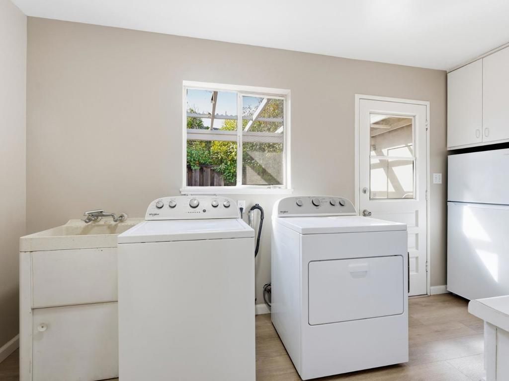 Image 26 of property listing at 1326 Don Kirk Street, Los Altos, CA 94024