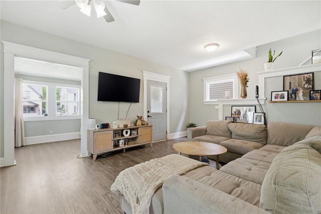 1547 Washington Ave SE, Cedar Rapids, IA 52403