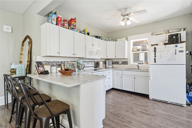 1547 Washington Ave SE, Cedar Rapids, IA 52403