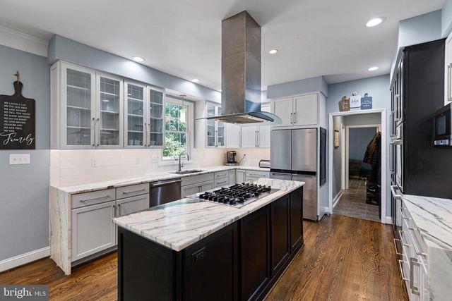 14 STONEBRIDGE DR, Hockessin, DE 19707