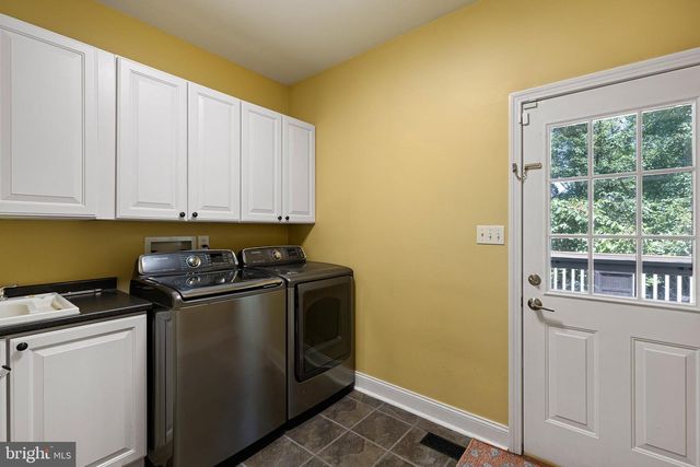 14 STONEBRIDGE DR, Hockessin, DE 19707