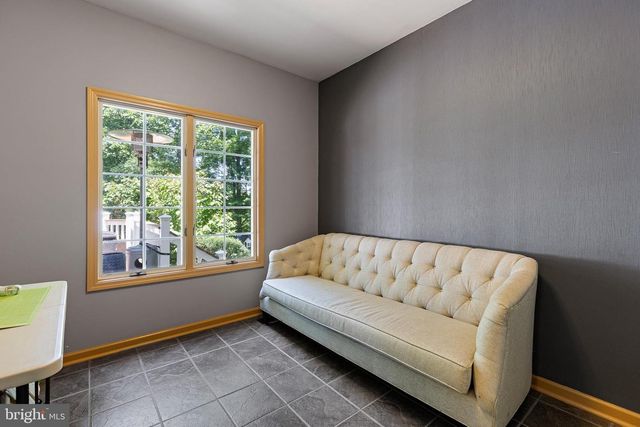 14 STONEBRIDGE DR, Hockessin, DE 19707
