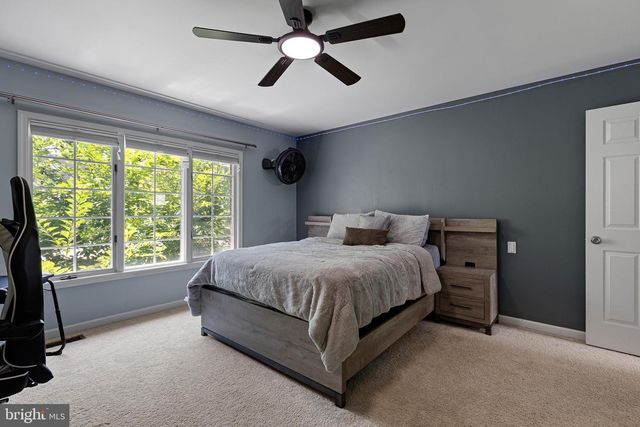 14 STONEBRIDGE DR, Hockessin, DE 19707