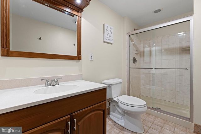 14 STONEBRIDGE DR, Hockessin, DE 19707