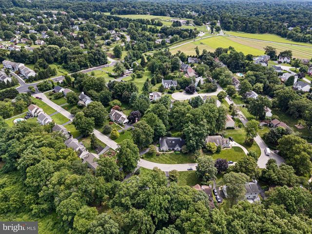 14 STONEBRIDGE DR, Hockessin, DE 19707
