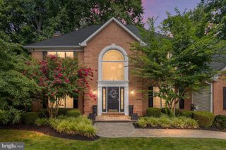 14 STONEBRIDGE DR, Hockessin, DE 19707
