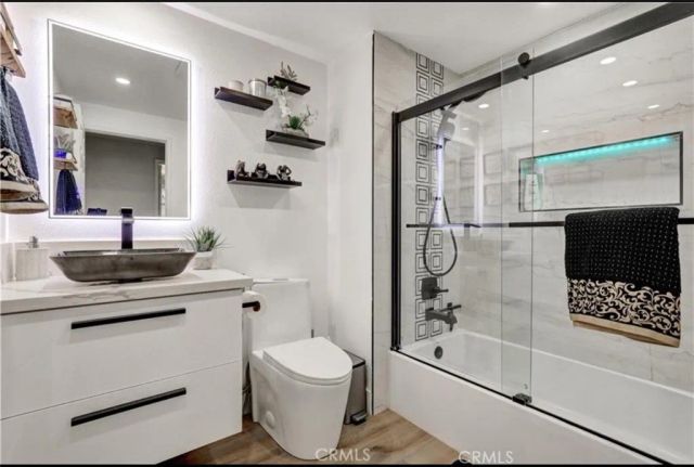 575 Rembrandt, Corona, CA 92882