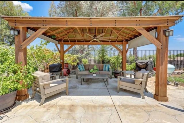 575 Rembrandt, Corona, CA 92882