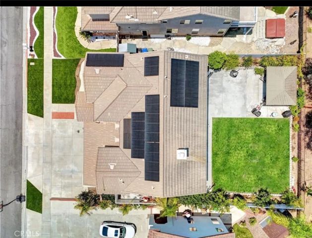 575 Rembrandt, Corona, CA 92882