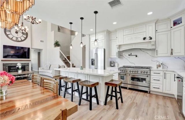 575 Rembrandt, Corona, CA 92882