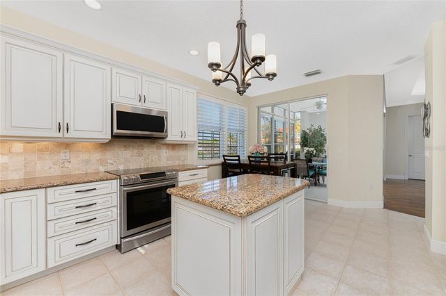 197 TARPON COVE BOULEVARD 611, Punta Gorda, FL 33950